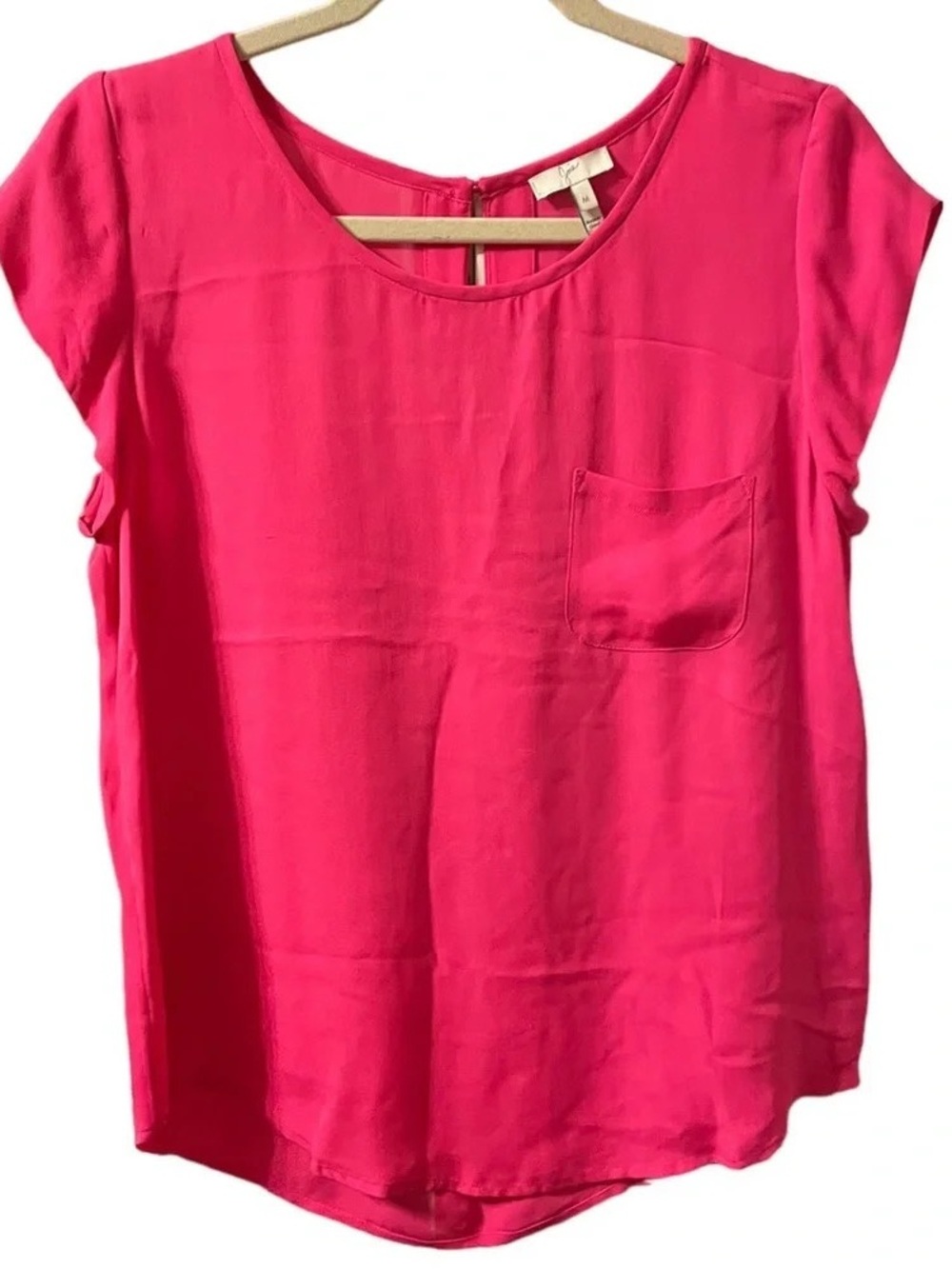 Women's Lightweight Short Sleeve Pocket Tee in Bright Pink